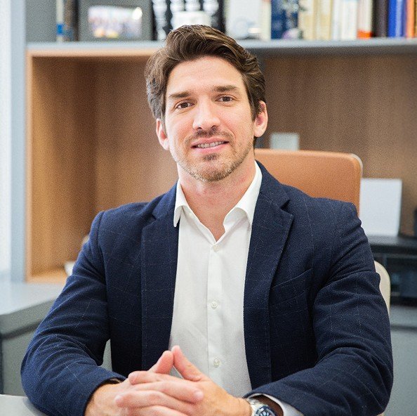 Dr. Sérgio Furtado